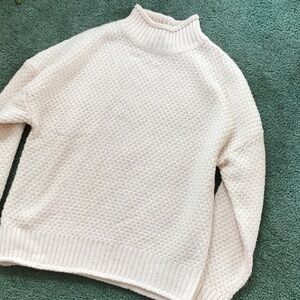 Women's Cream Mock turtleneck Sweater
